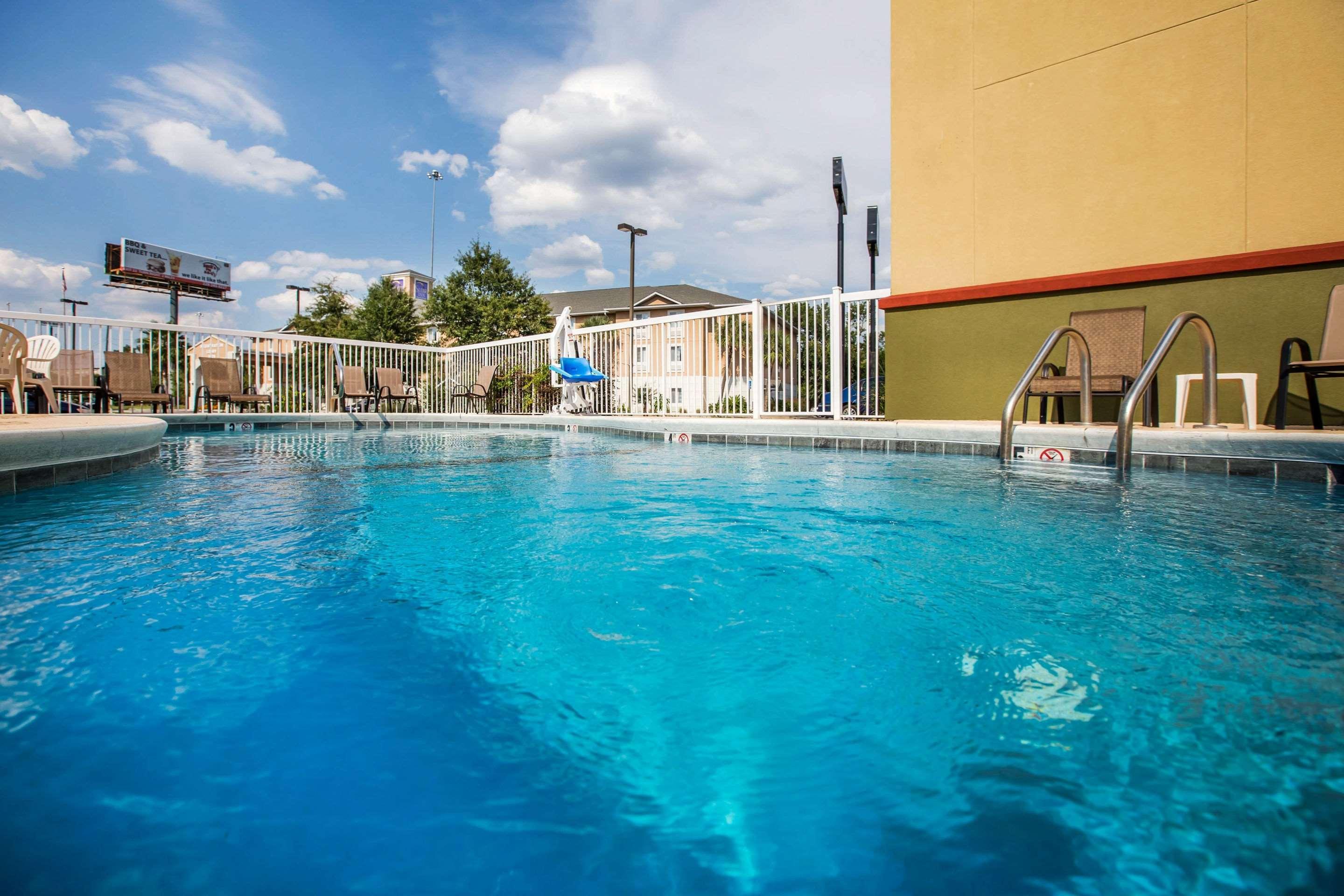 Econo Lodge Valdosta Exteriör bild