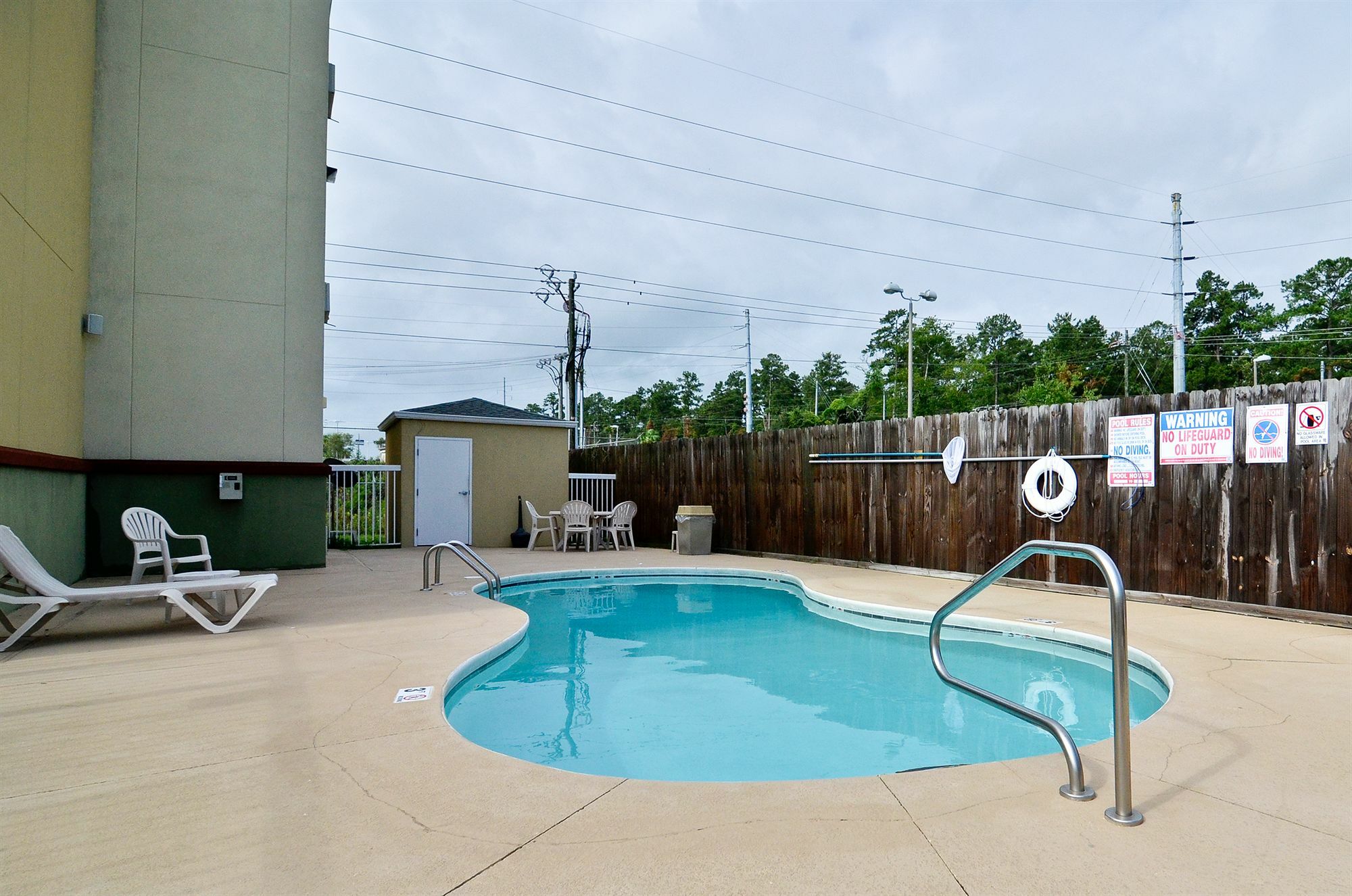 Econo Lodge Valdosta Exteriör bild